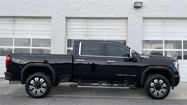 2025 GMC Sierra 3500HD Denali