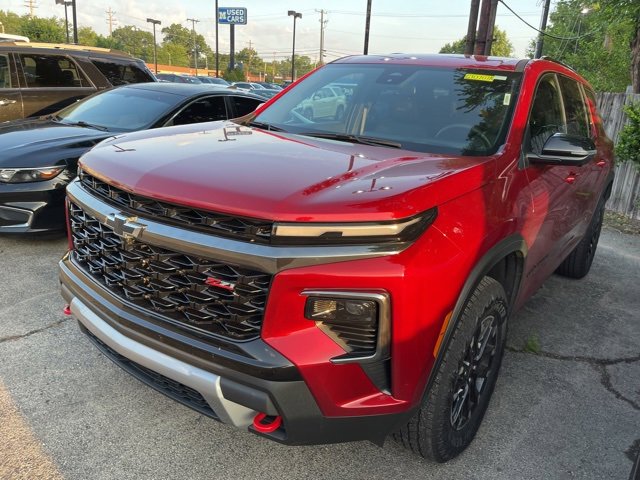 2024 Chevrolet Traverse Z71 photo 4