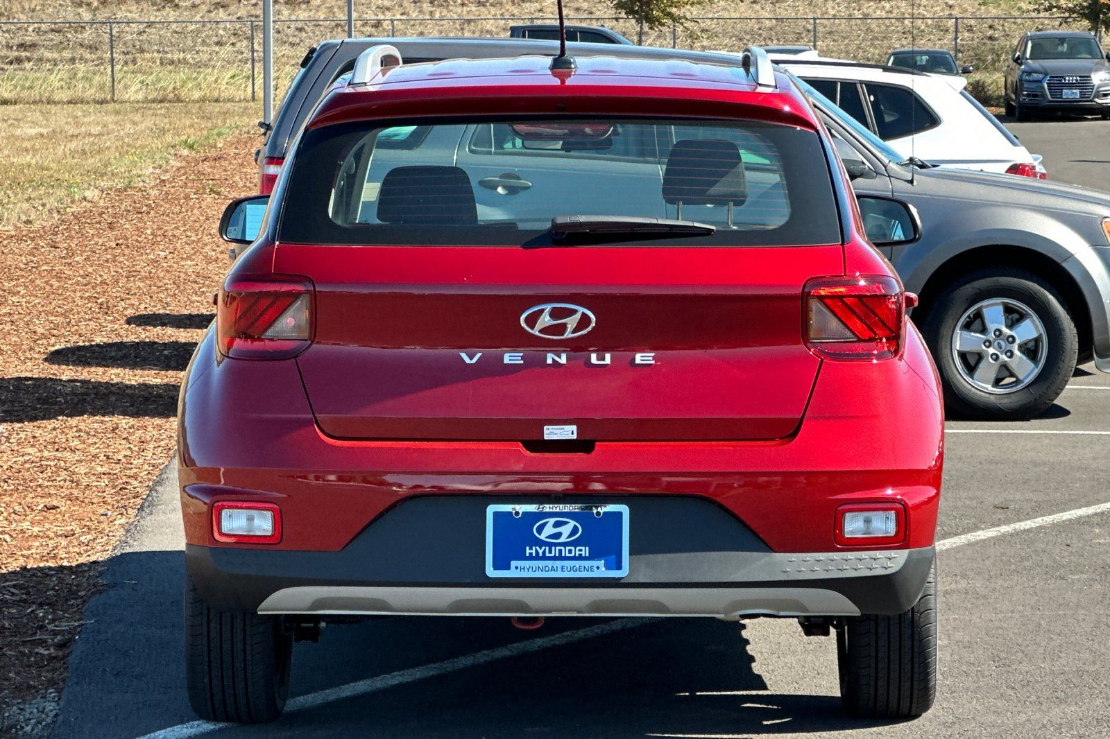 2025 Hyundai Venue SEL photo 4