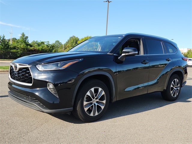 2021 Toyota Highlander XLE photo 7