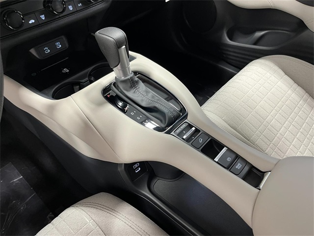 2026 Honda HR-V LX photo 18
