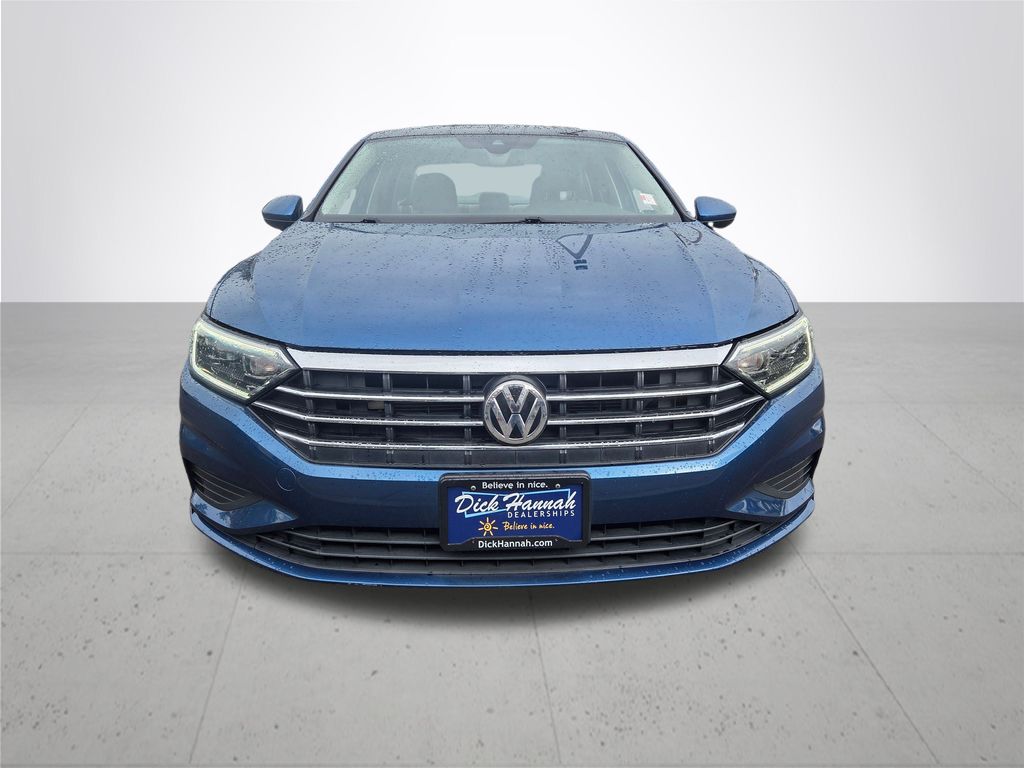 2019 Volkswagen Jetta SEL photo 2