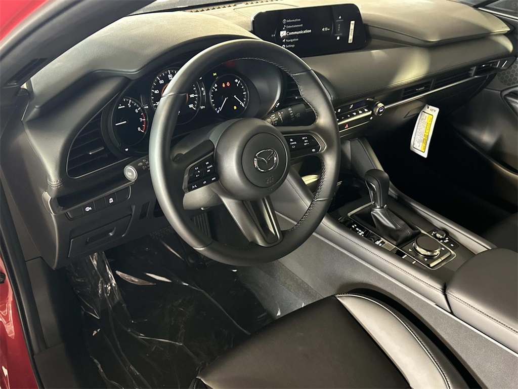 2026 Mazda Mazda3 Hatchback 2.5 Select Sport photo 2