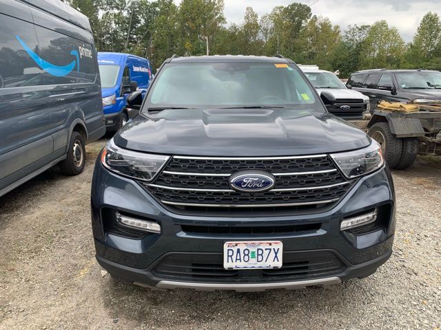 2023 Ford Explorer XLT photo 3