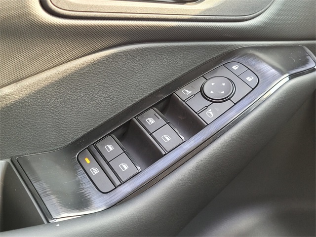 2026 Nissan Rogue S photo 19