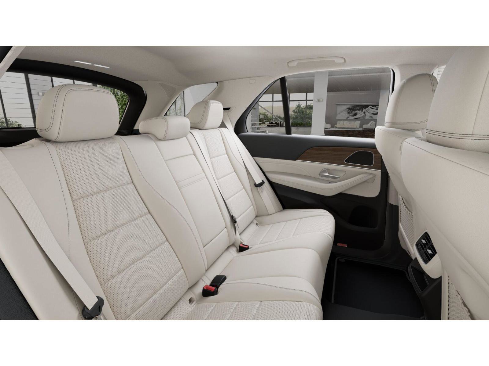 2026 Mercedes Benz GLE 350 4MATIC photo 4