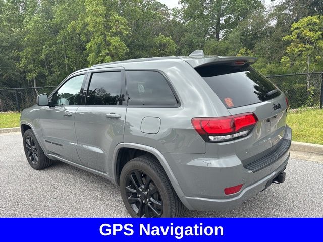 2020 Jeep Grand Cherokee Altitude photo 2