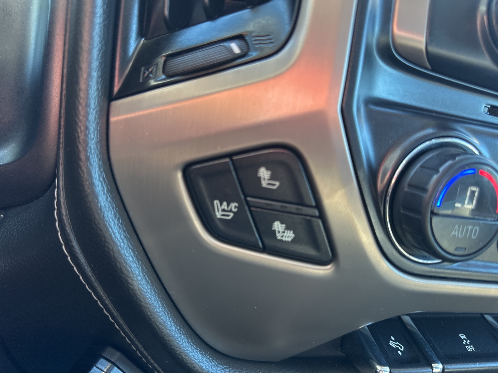 2015 Gmc Sierra 1500 Denali photo 49