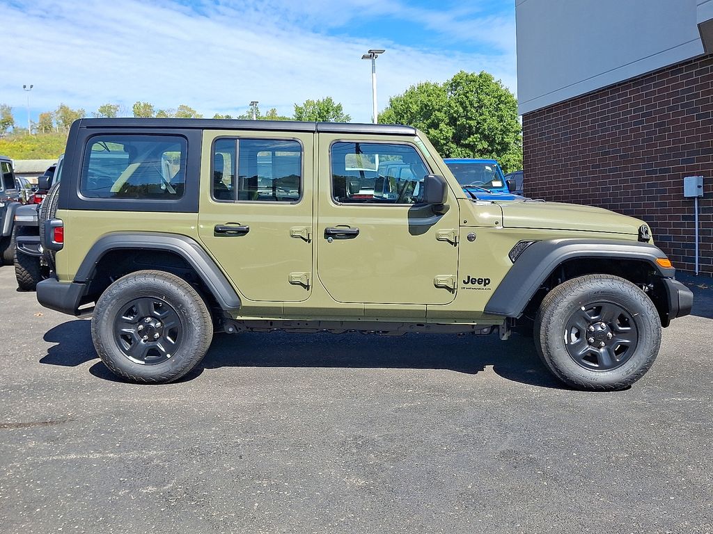 2025 Jeep Wrangler Sport photo 5