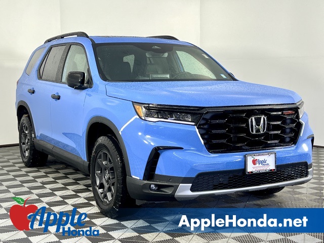 2025 Honda Pilot TrailSport's photo