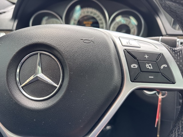 2014 Mercedes Benz E 350 4MATIC Sedan photo 21
