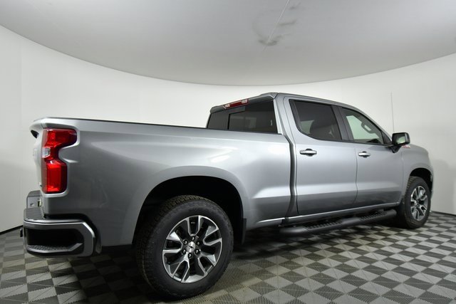 2026 Chevrolet Silverado 1500 RST photo 9