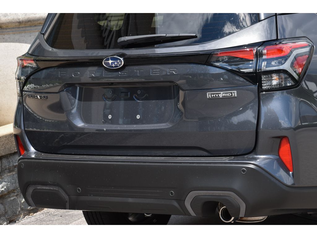 2025 Subaru Forester Limited photo 24