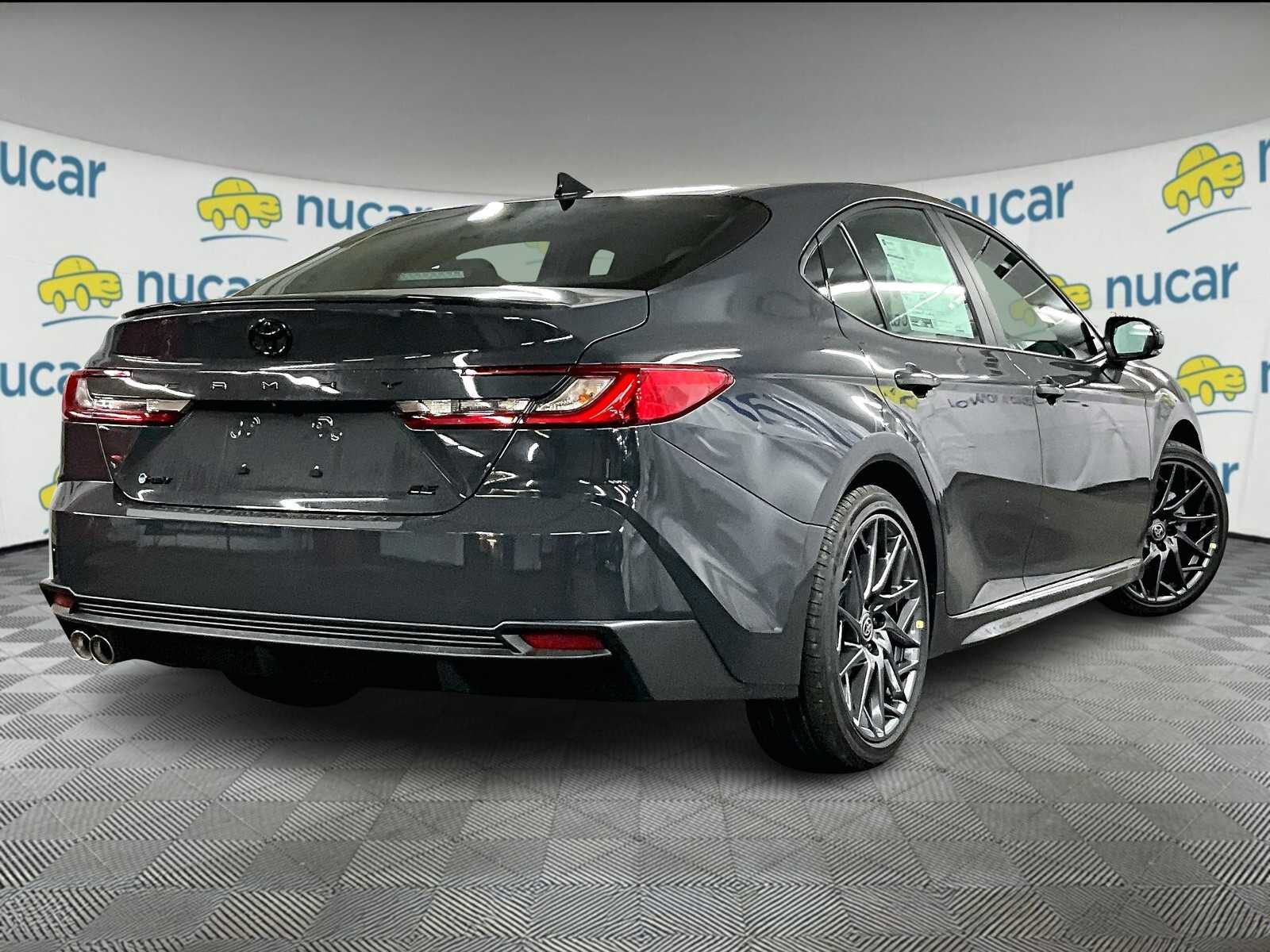 2025 Toyota Camry SE photo 6