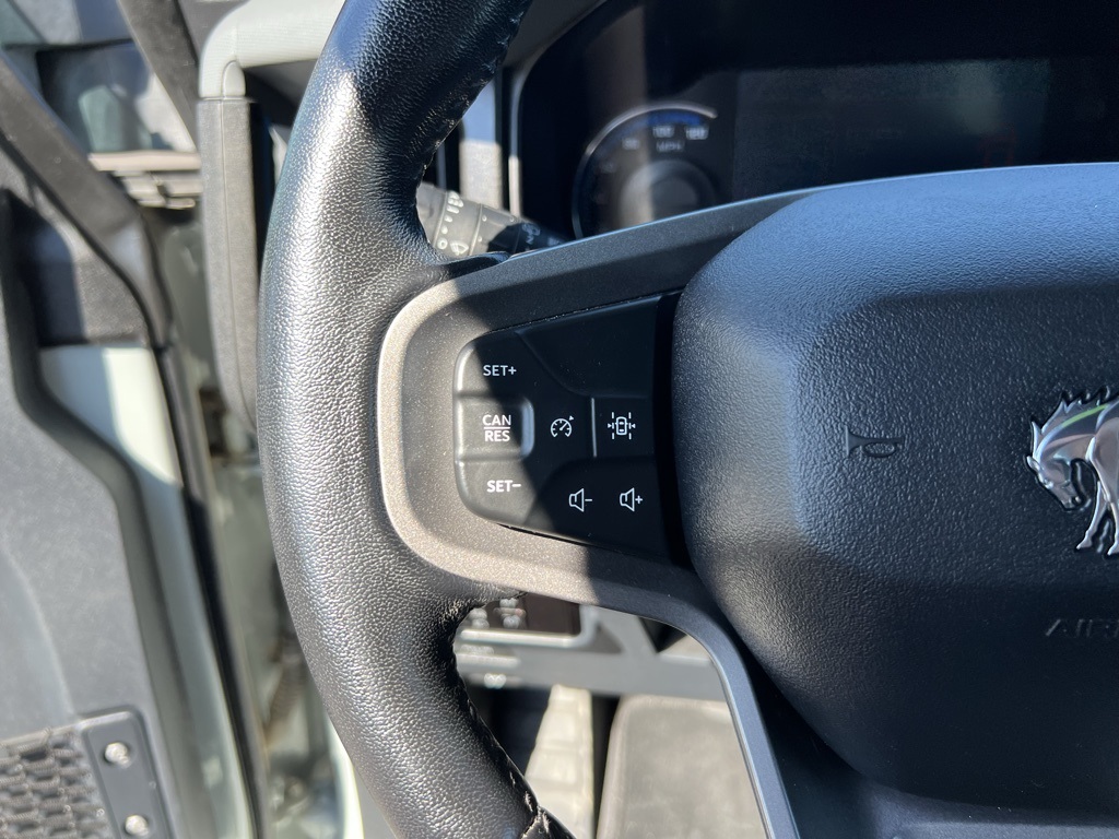 2023 Ford Bronco Black Diamond photo 16
