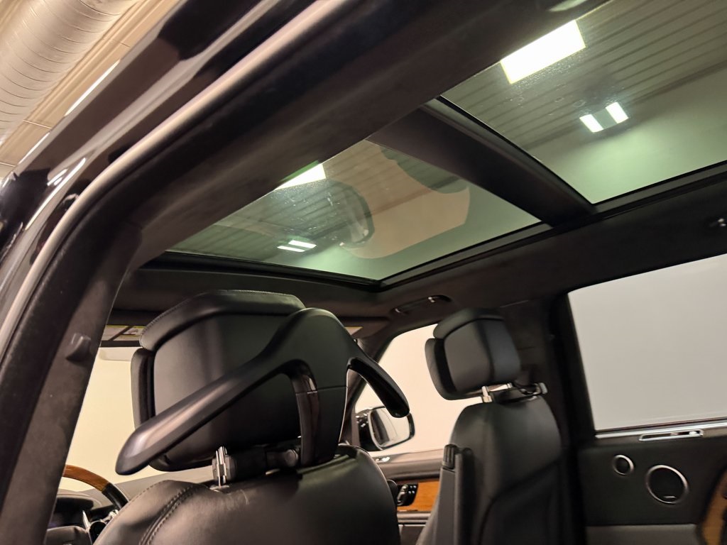 2021 Land Rover Range Rover P525 HSE HSE Westminster Edition photo 44