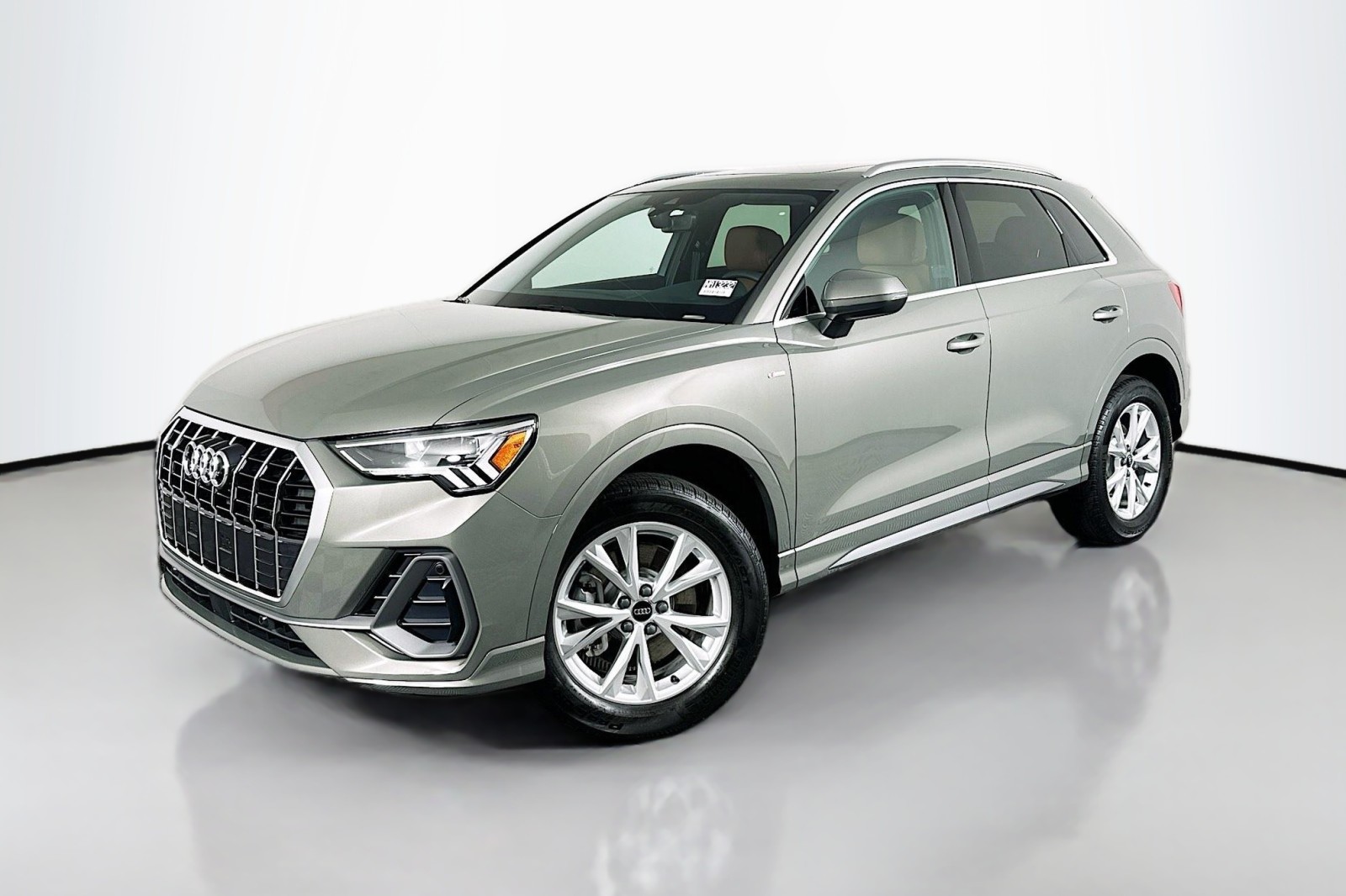 2025 Audi Q3 S Line Premium's photo