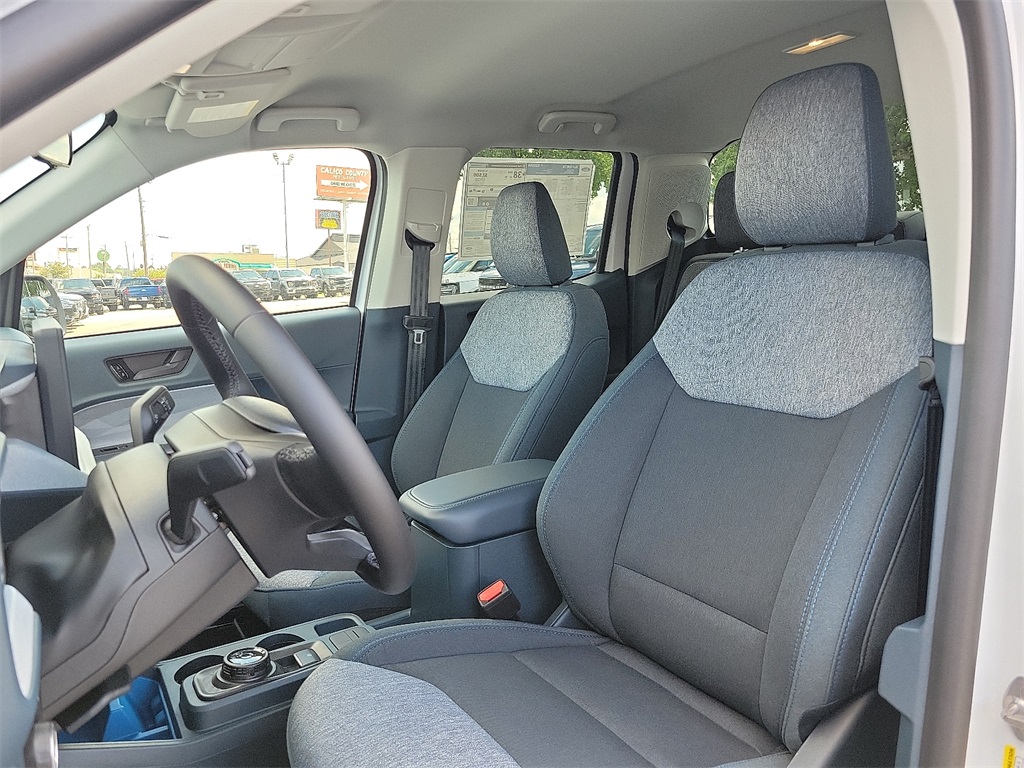 2025 Ford Maverick XLT photo 11
