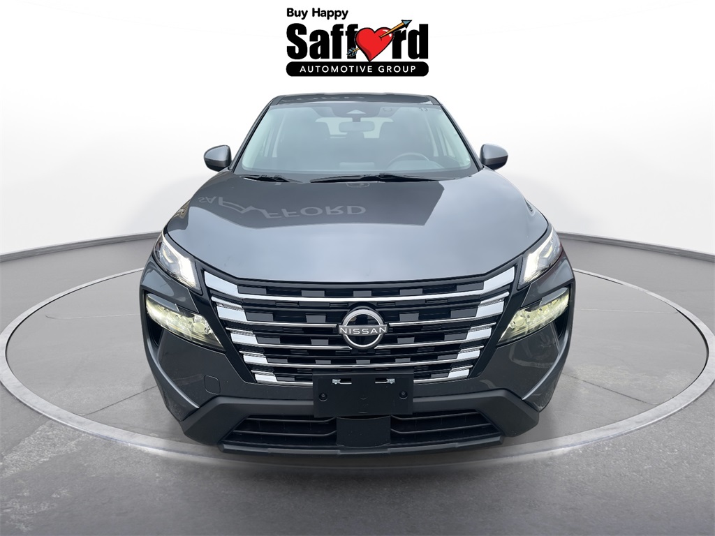 2024 Nissan Rogue SV photo 2
