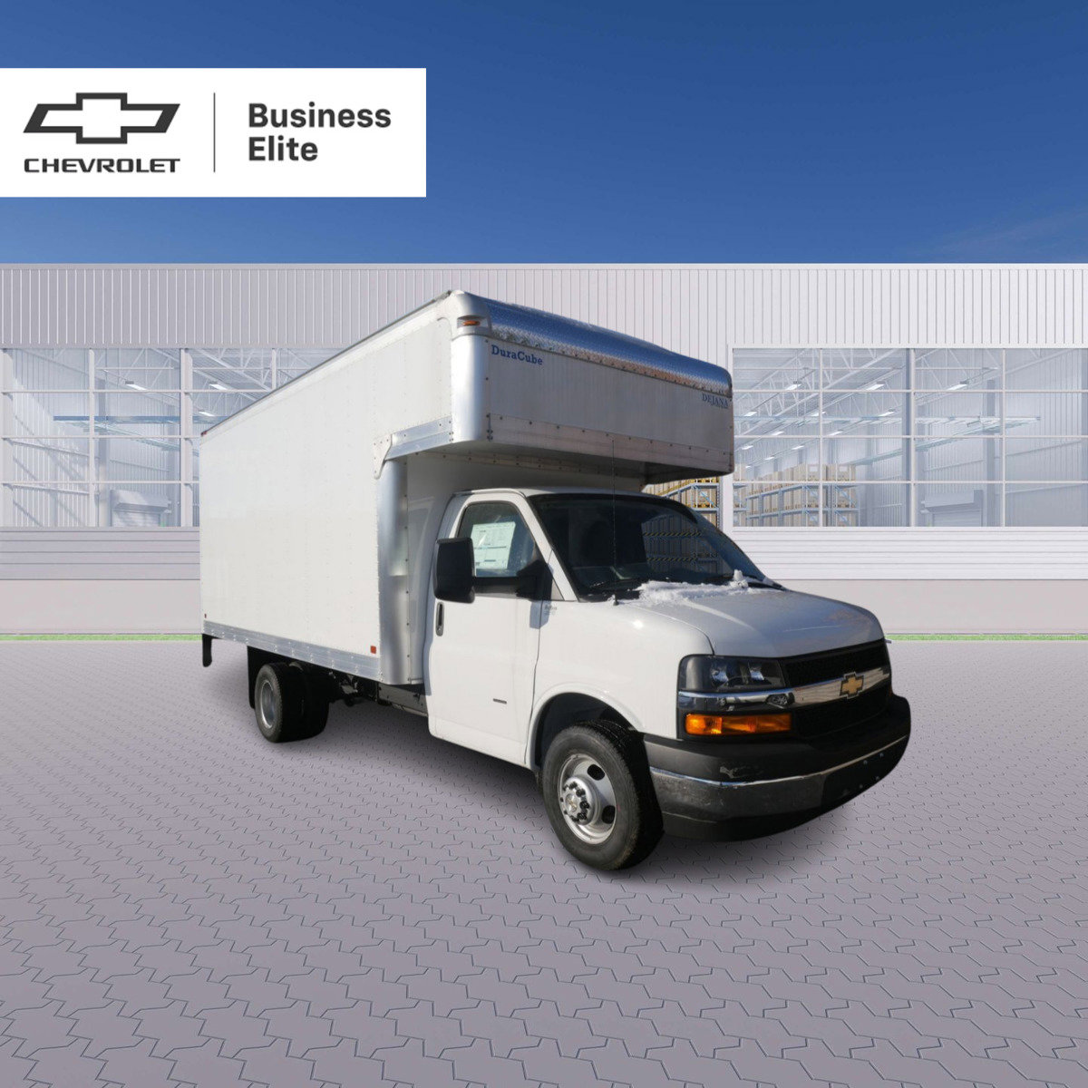 2023 Chevrolet Express Cutaway Base's photo
