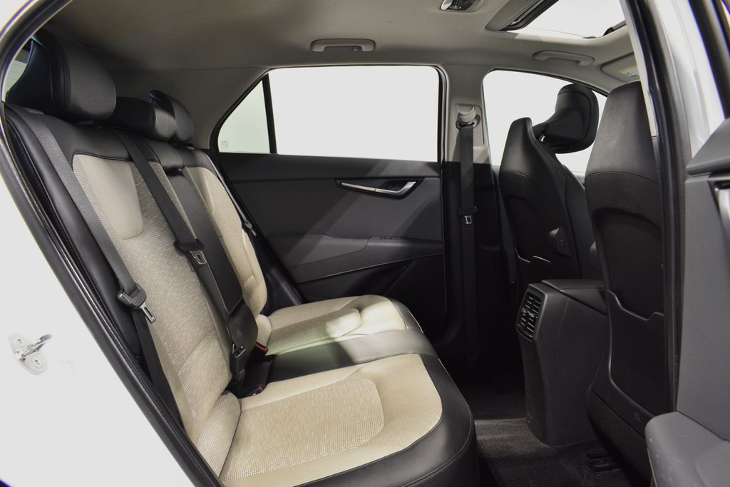 2023 Kia Niro SX Touring photo 28