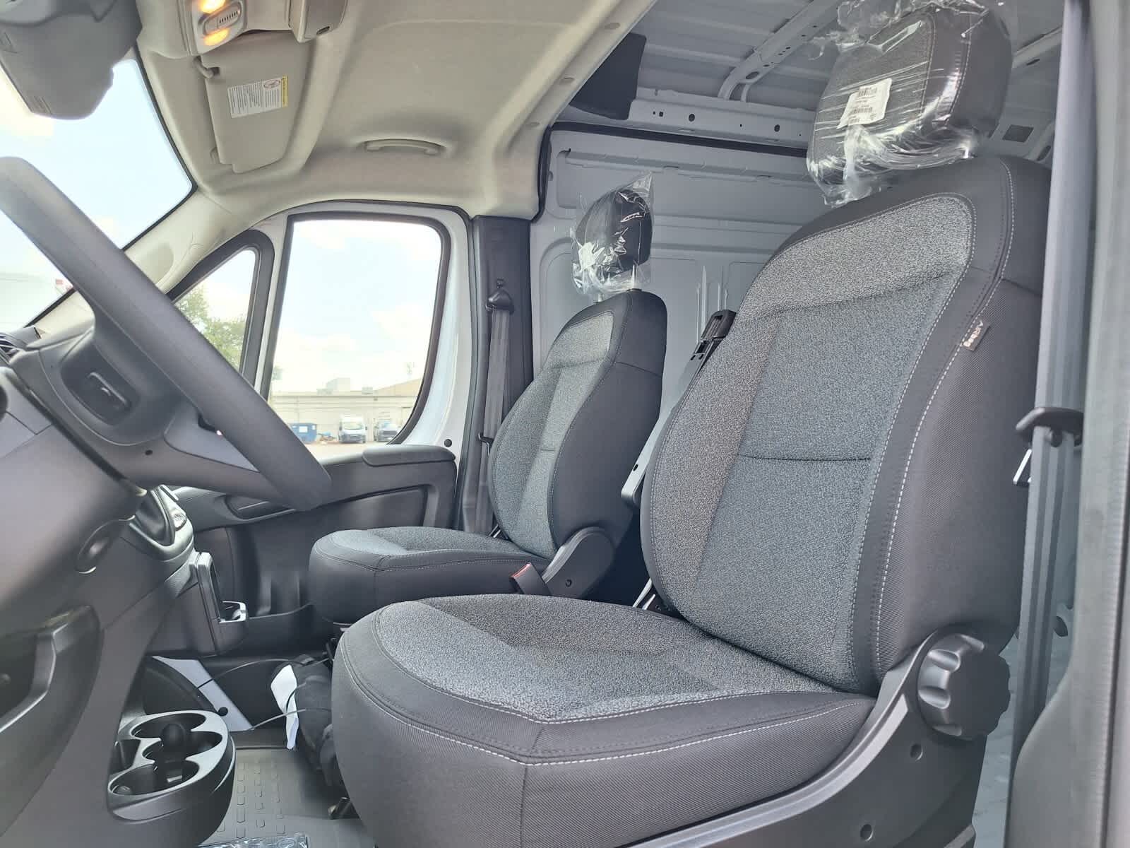 2026 Ram ProMaster 2500 photo 10