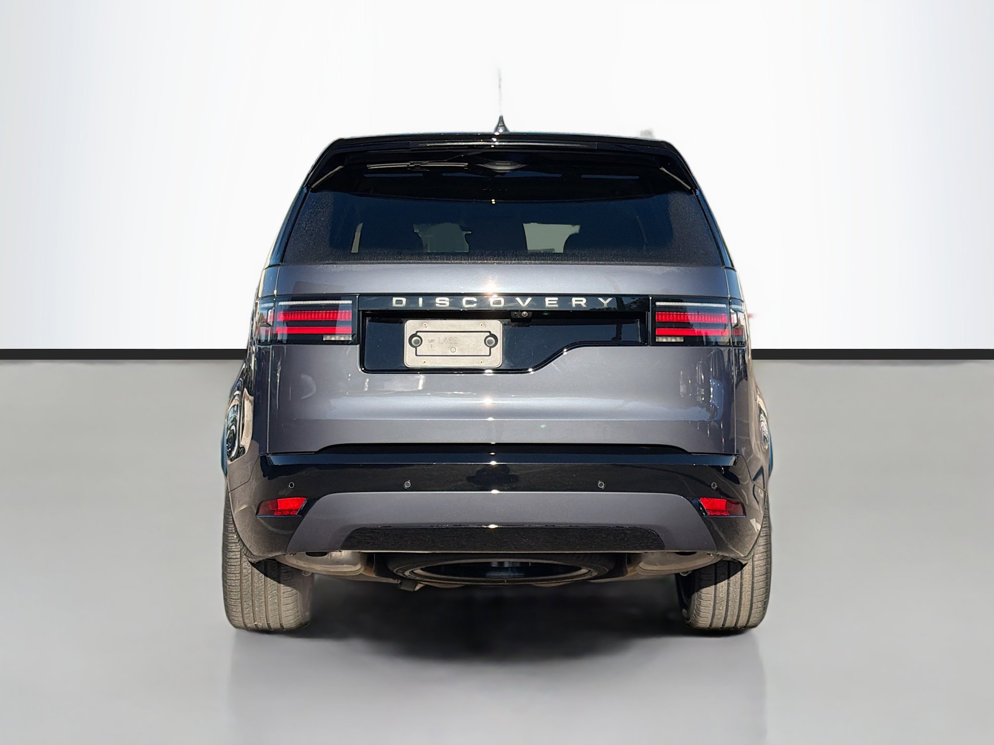 2025 Land Rover Discovery SE photo 4