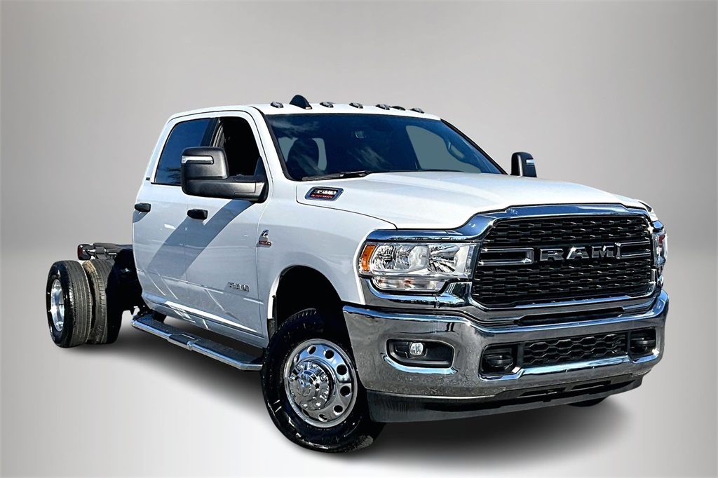 2024 RAM Ram 3500 Chassis Cab SLT's photo