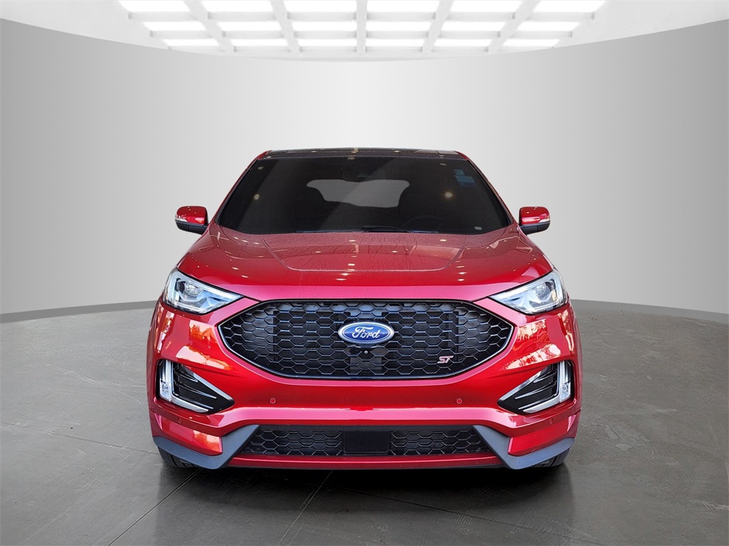 2022 Ford Edge ST photo 2