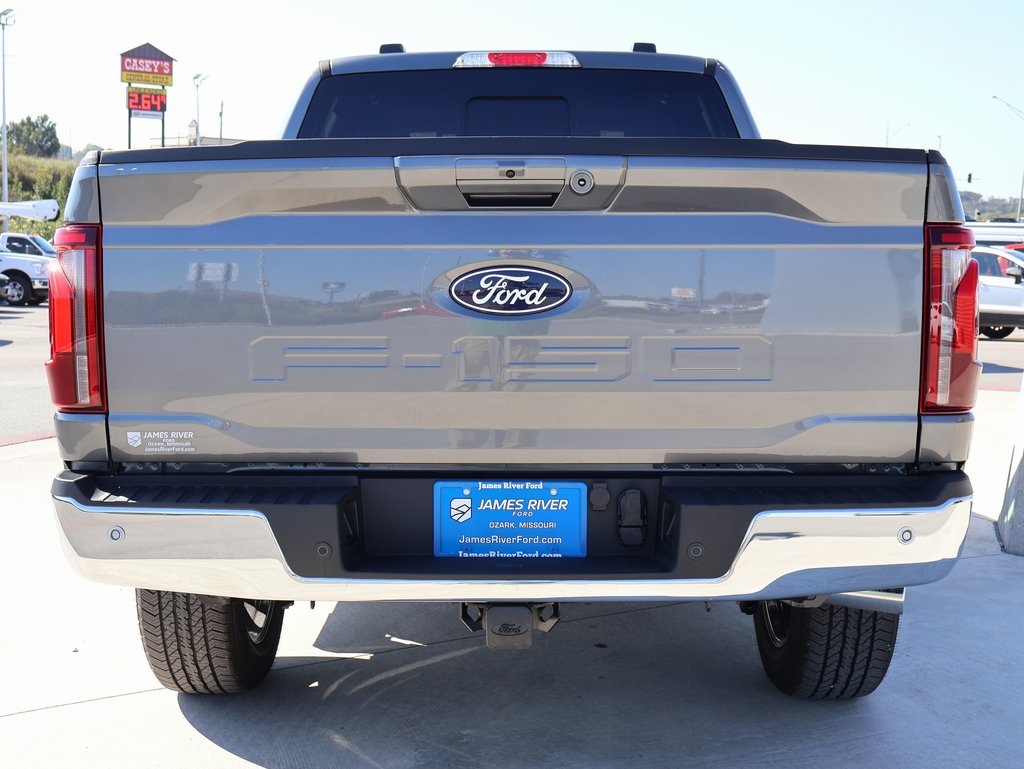 2025 Ford F-150 Lariat photo 4