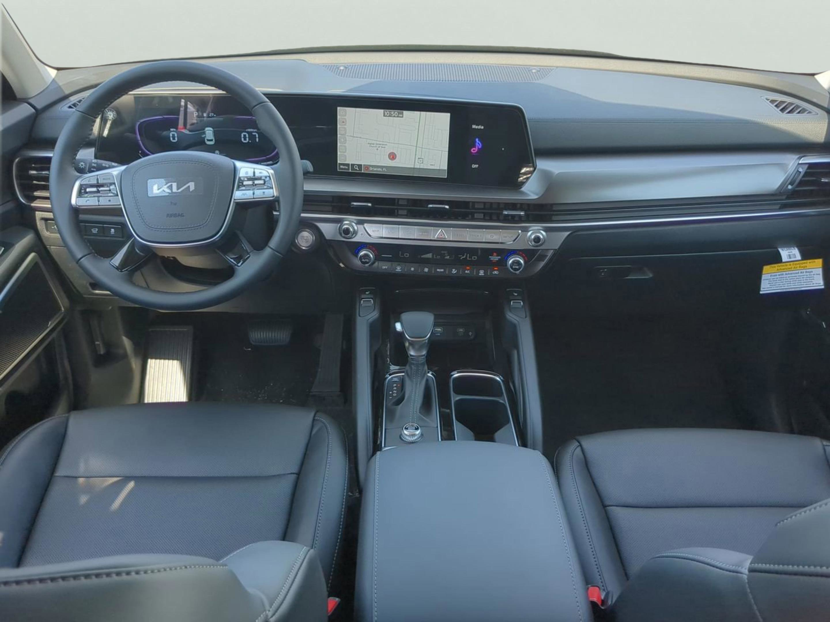 2025 Kia Telluride S photo 14