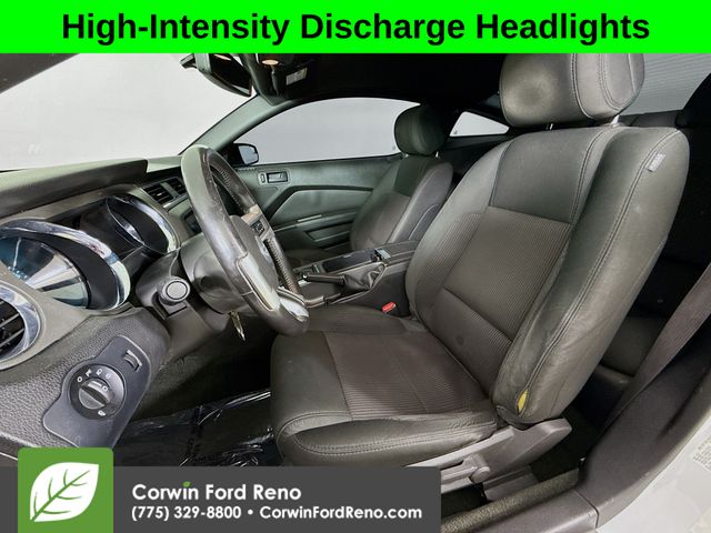 2014 Ford Mustang V6 photo 18
