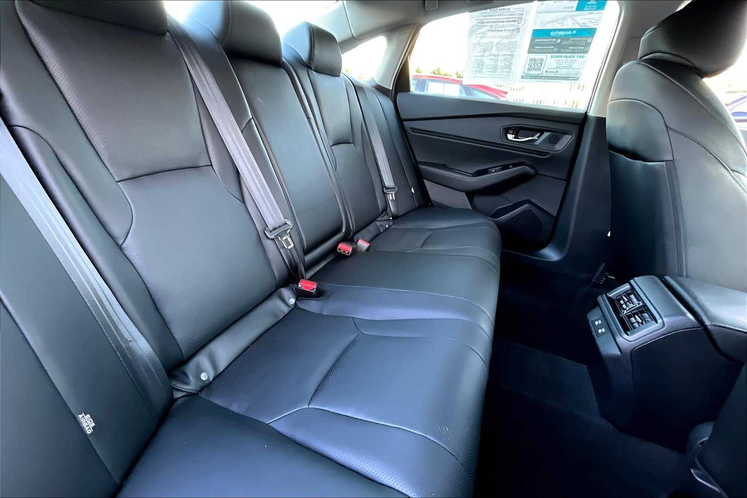2024 Honda Accord Hybrid Touring photo 19