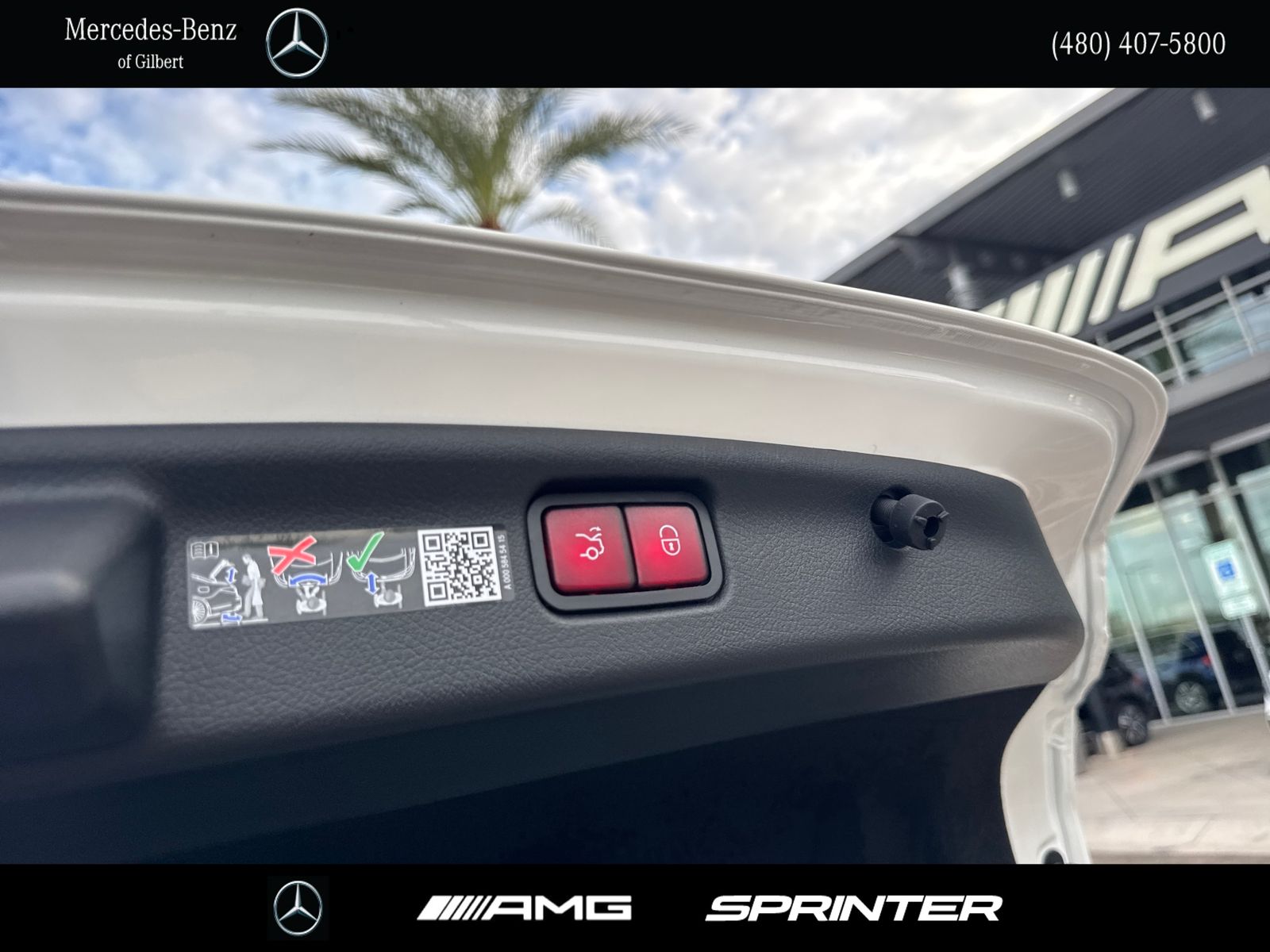 2025 Mercedes Benz C 300 photo 8