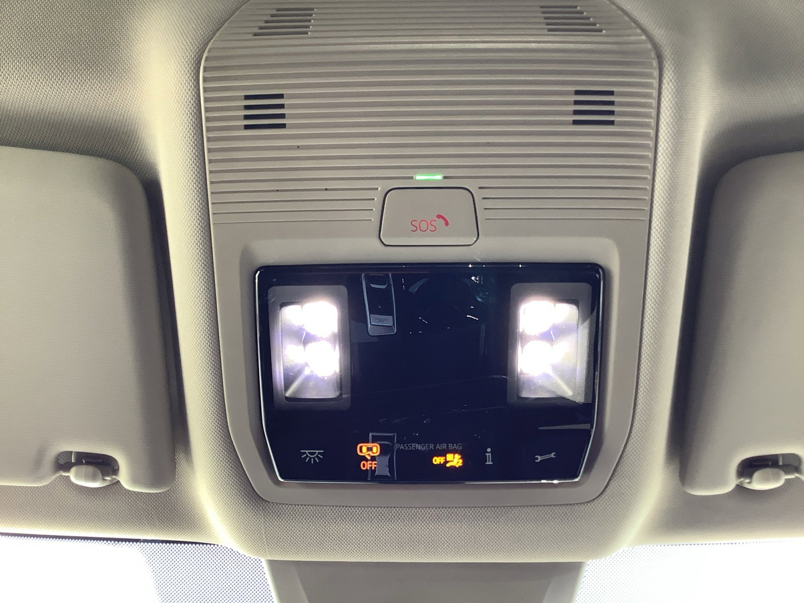 2026 Volkswagen Atlas SE Technology photo 16