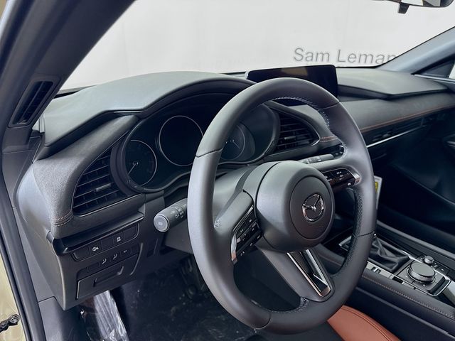 2025 Mazda Mazda3 Hatchback 2.5 Turbo Carbon photo 9
