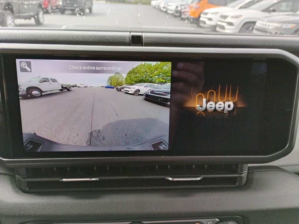 2025 Jeep Gladiator Sport S photo 29