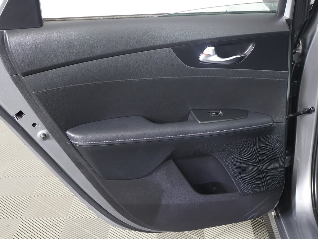 2023 Kia Forte GT-Line photo 24