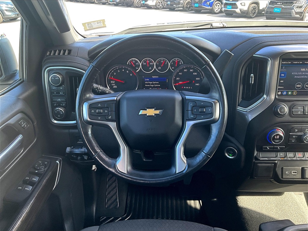 2022 Chevrolet Silverado 1500 LT photo 17
