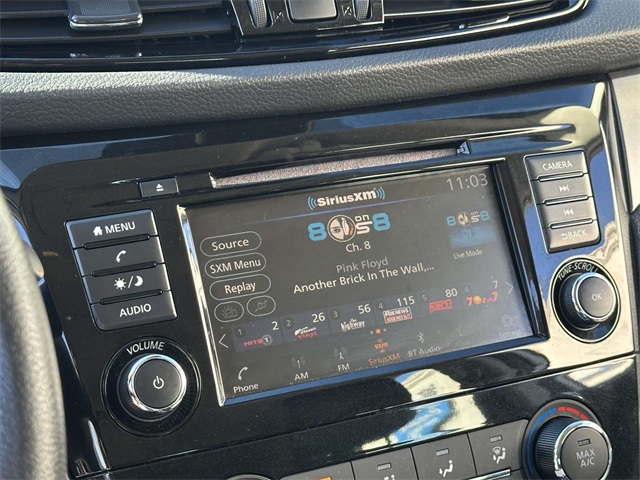 2022 Nissan Rogue Sport S photo 3