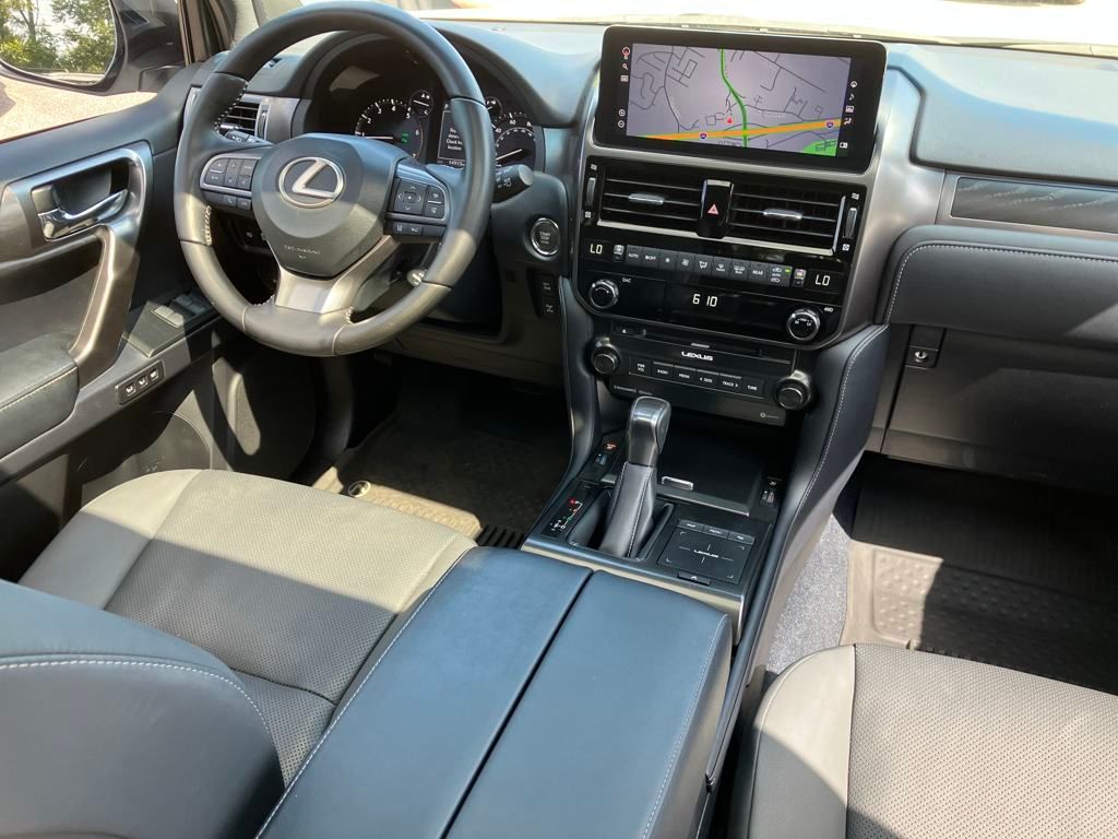 2022 Lexus GX 460 photo 33