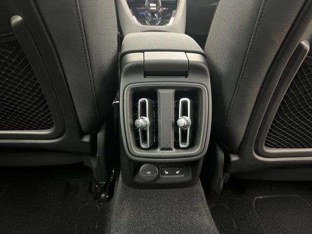 2022 Polestar PS2 e-AWD photo 16