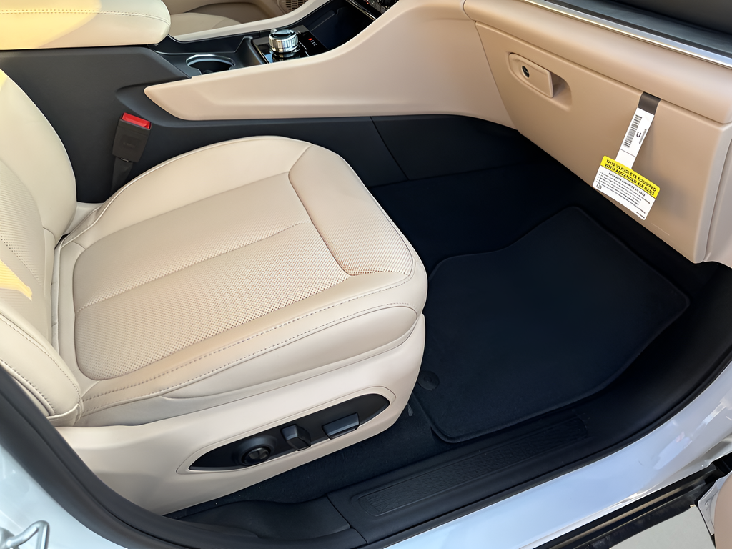 2025 Jeep Grand Cherokee Limited photo 13