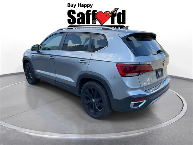 2023 Volkswagen Taos SE photo 5