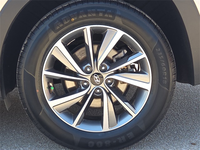 2020 Hyundai Santa Fe Limited photo 8