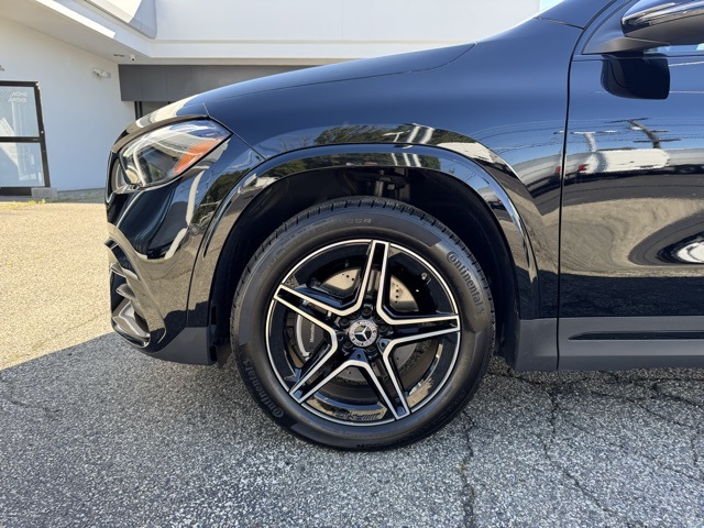 2025 Mercedes Benz GLA 250 4MATIC photo 3