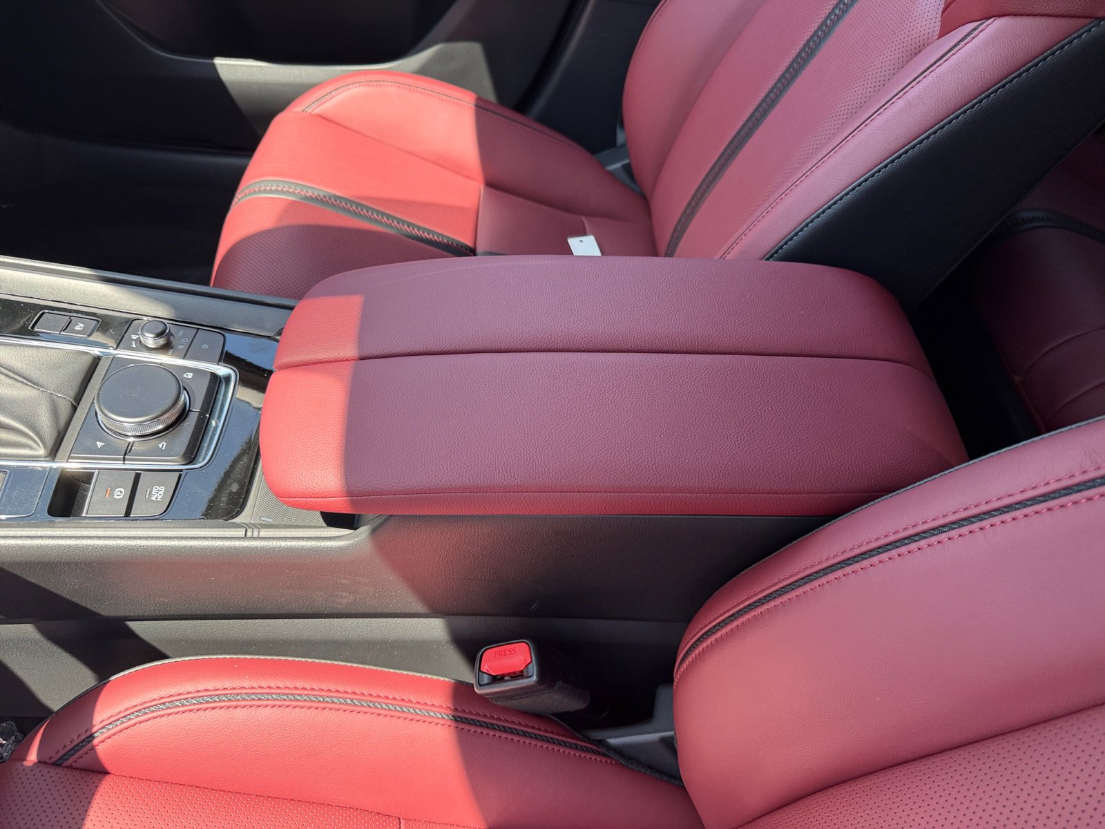 2025 Mazda CX-50 Premium Plus photo 14