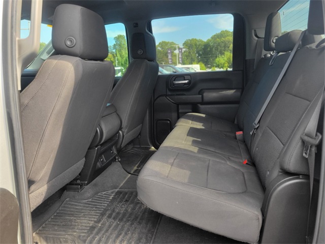 2022 Chevrolet Silverado Custom photo 15