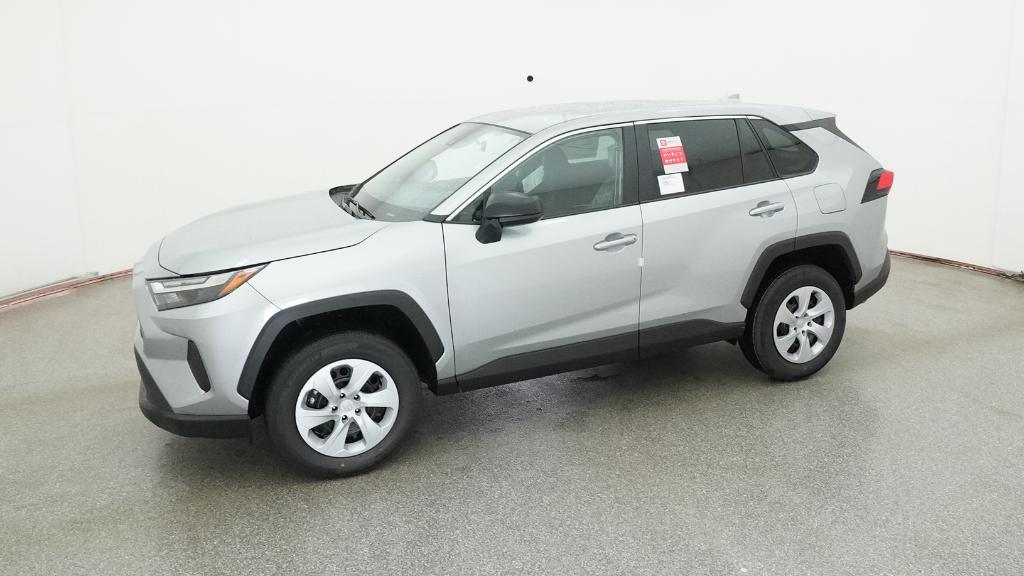 2025 Toyota RAV4 LE photo 7