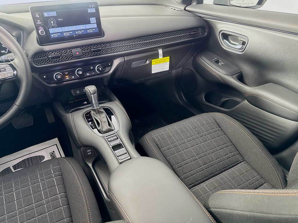 2026 Honda HR-V Sport photo 28